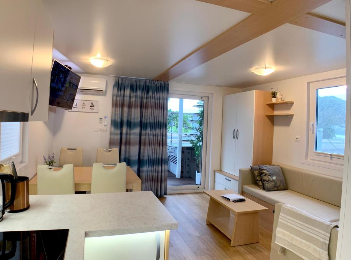Bellavista Houseboat Apartment Portorose Exterior foto